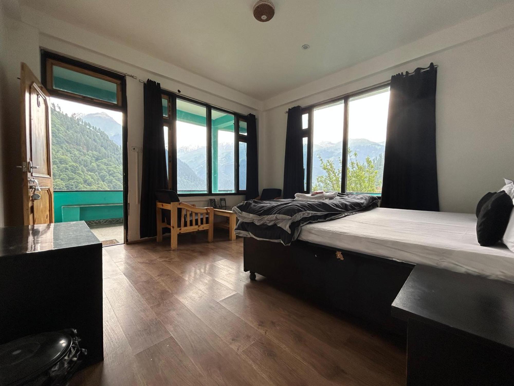 Aman Resort, Tosh Village, Himachal Pradesh Экстерьер фото